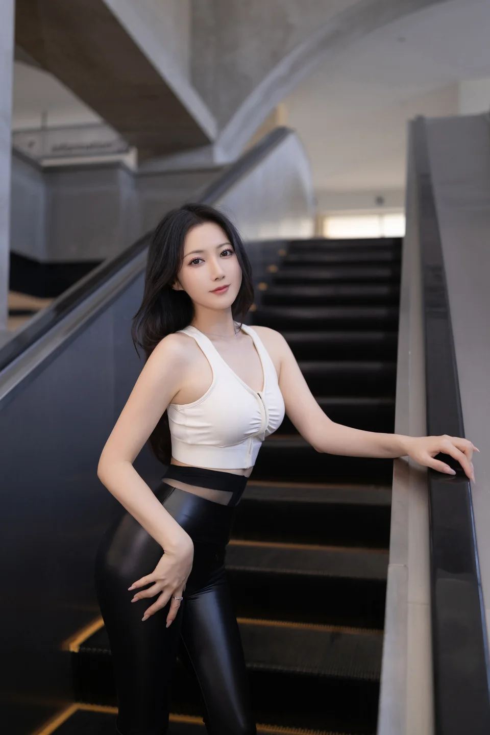 鱼子酱Fish - 行李托运 [121P-1.13GB] tg@simisebaisi 【丝足阁】005.webp